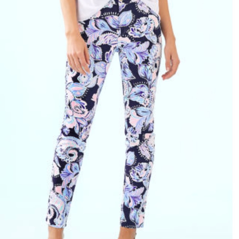 Lilly Pulitzer Kelly High Rise Ankle Pant in High Tide Navy Holy Flockamolie